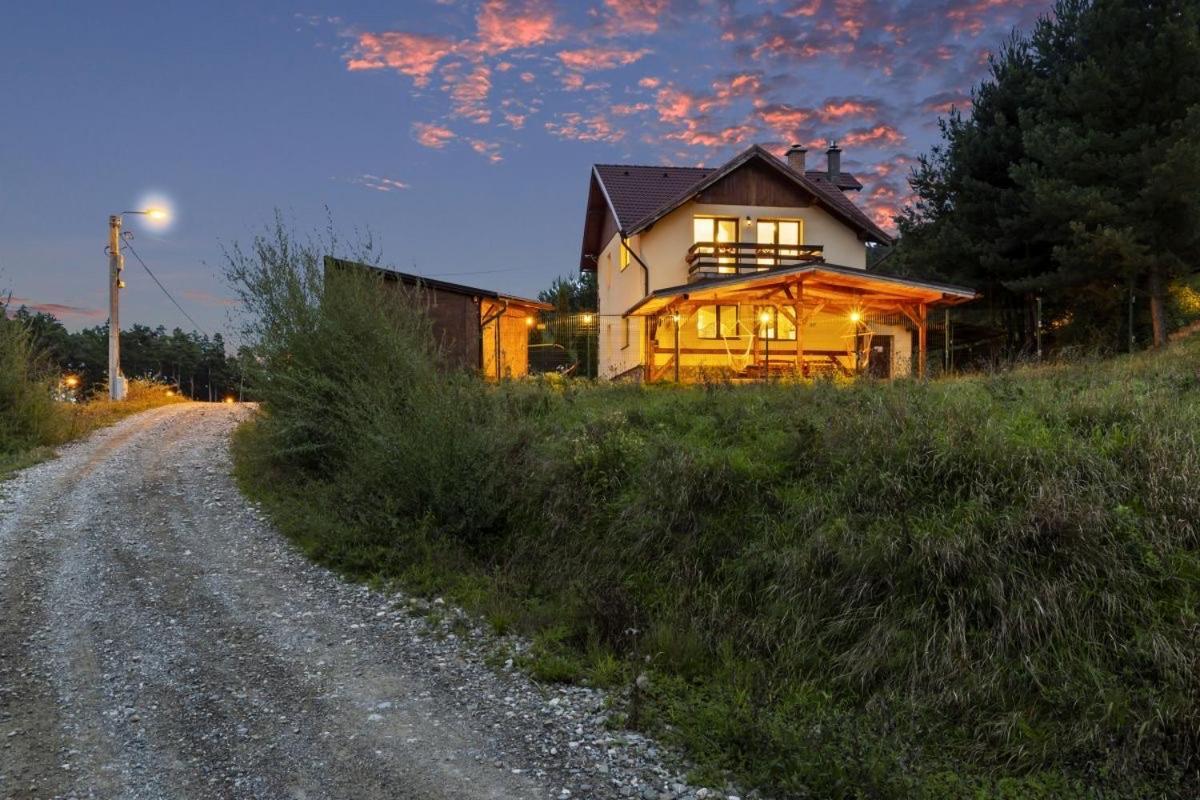 Casa Georgea Villa Săcele Exterior photo